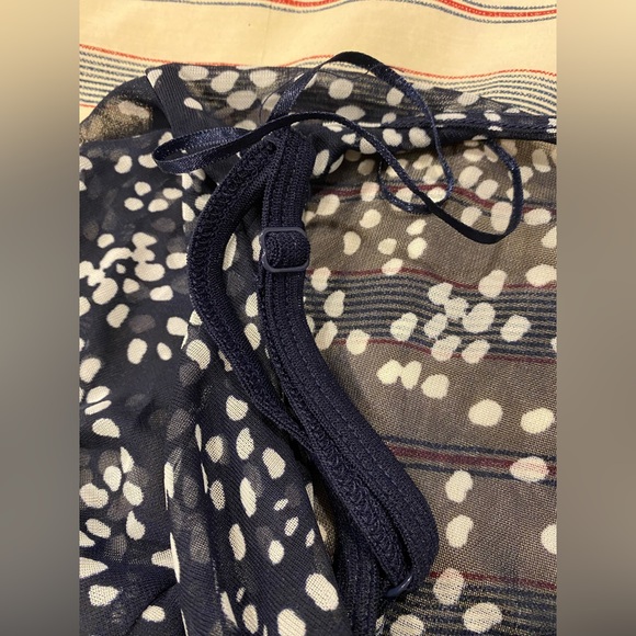 Lane Bryant short sleeve navy white polka dot chiffon blouse (22W/24W). - Picture 5 of 8